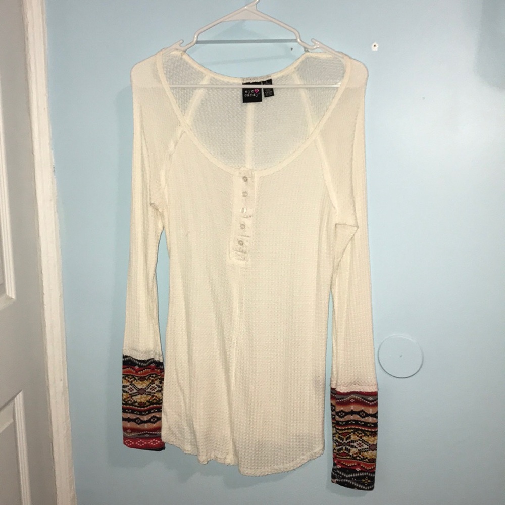 White shirt with colorful sleeve